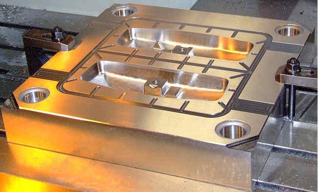 模具钢材的选用.jpg 模具钢材的选用.jpg