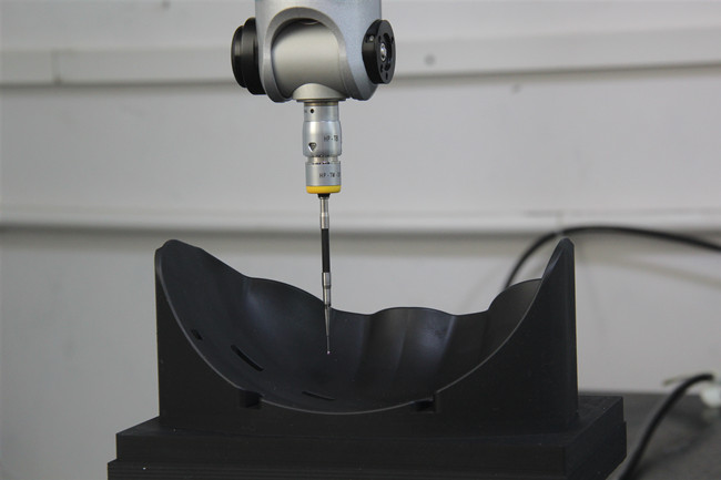 石墨电极检测.jpg 石墨电极检测.jpg